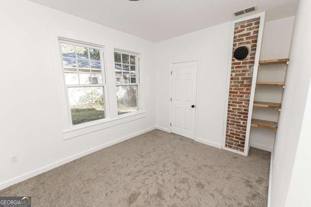 622 W Whitney Avenue, Albany, GA 31701