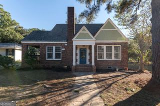 622 W Whitney Avenue, Albany, GA 31701