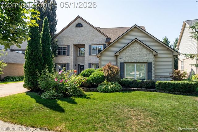 542 Bay Pointe Drive, Oxford, MI 48371