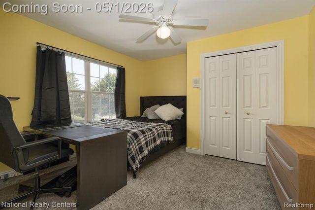 542 Bay Pointe Drive, Oxford, MI 48371