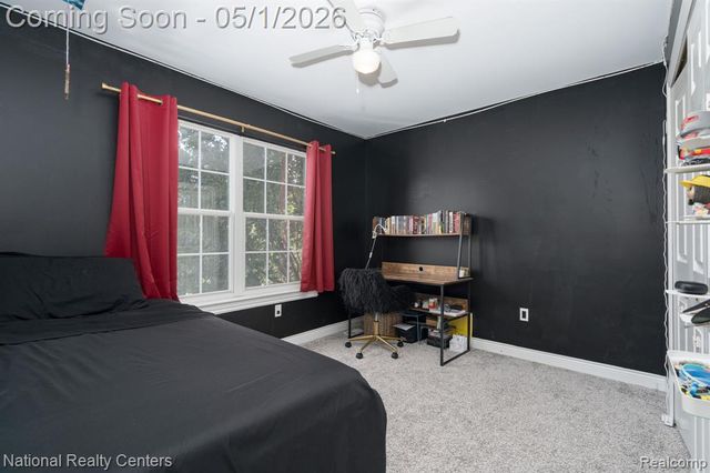 542 Bay Pointe Drive, Oxford, MI 48371