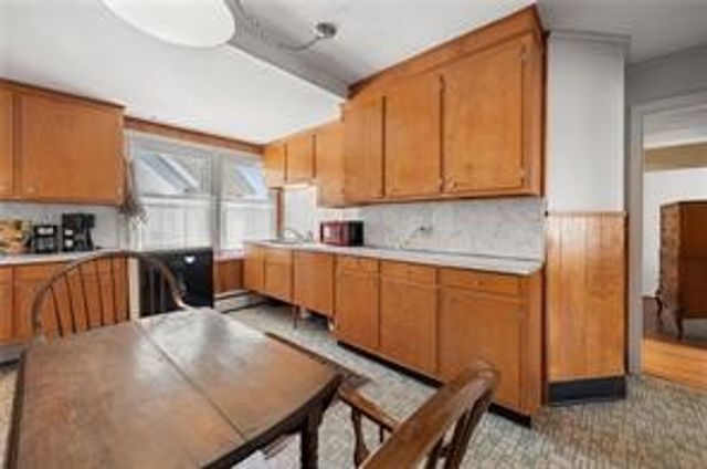 110 High Street 2, Westerly, RI 02891