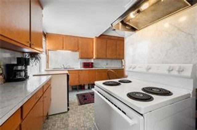 110 High Street 2, Westerly, RI 02891