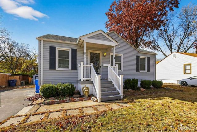 1095 Saint Matthew Drive, Florissant, MO 63031