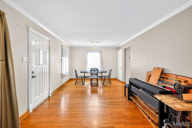 1095 Saint Matthew Drive, Florissant, MO 63031