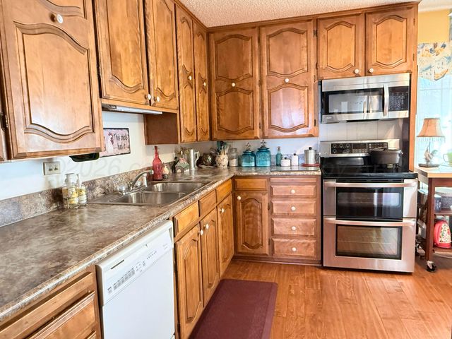 2034 Co Rd 621, Dimmitt, TX 79027