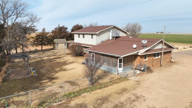 2034 Co Rd 621, Dimmitt, TX 79027