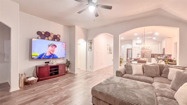 9923 Opal Rock Drive Drive, Rosharon, TX 77583