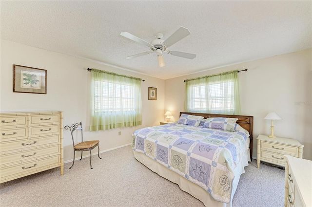 525 BARCELONA AVENUE 207, Venice, FL 34285