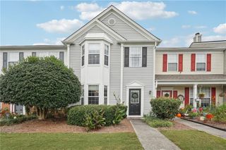 1736 Stanwood NW Drive, Kennesaw, GA 30152