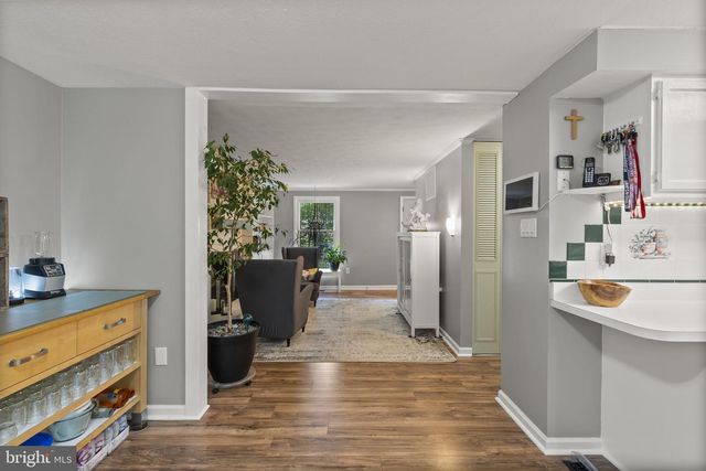 9305 ANGELINA CIR, Columbia, MD 21045