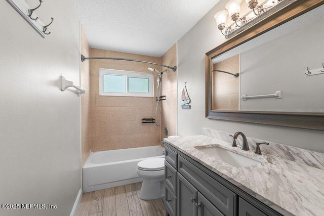 2038 ST MARTINS Drive W, Jacksonville, FL 32246