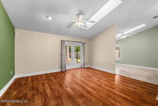 2038 ST MARTINS Drive W, Jacksonville, FL 32246