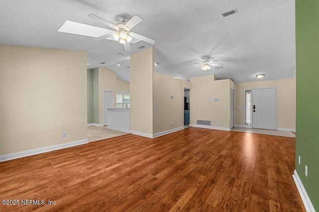 2038 ST MARTINS Drive W, Jacksonville, FL 32246