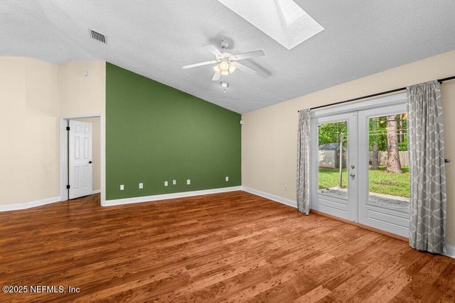 2038 ST MARTINS Drive W, Jacksonville, FL 32246