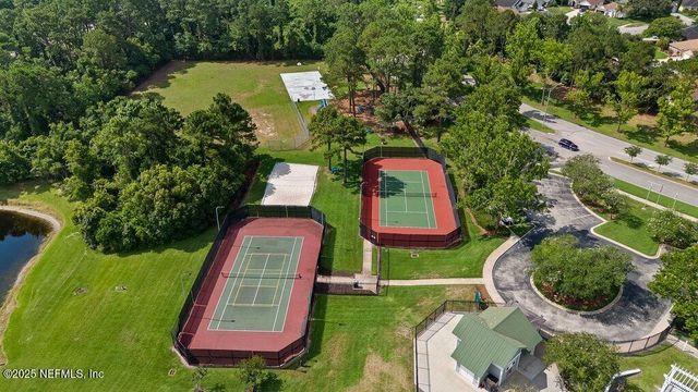 2038 ST MARTINS Drive W, Jacksonville, FL 32246