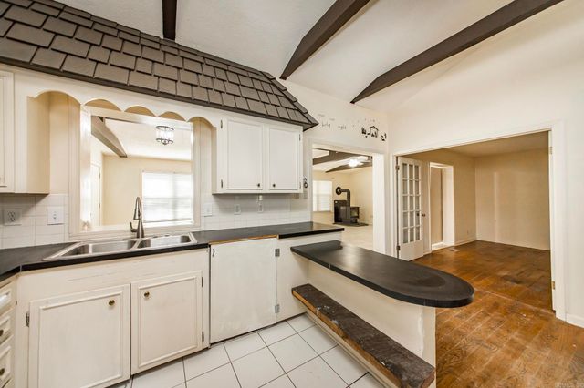 403 Shady Lane, Morrilton, AR 72110