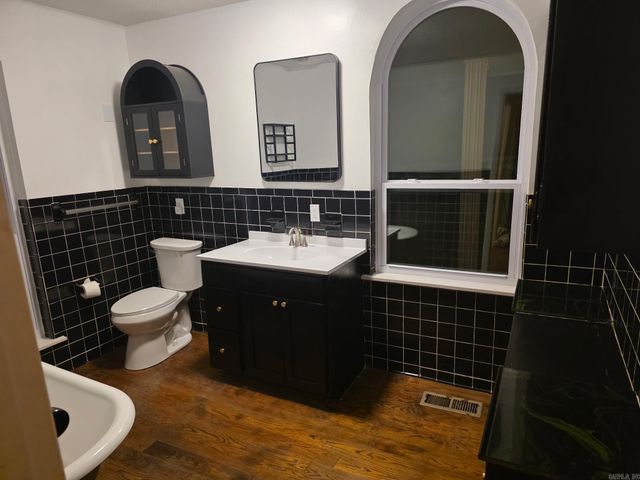 403 Shady Lane, Morrilton, AR 72110