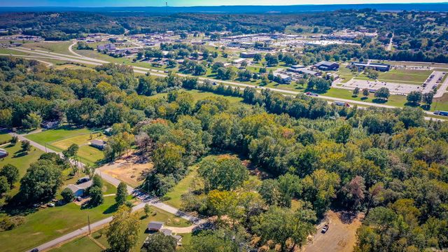 403 Shady Lane, Morrilton, AR 72110