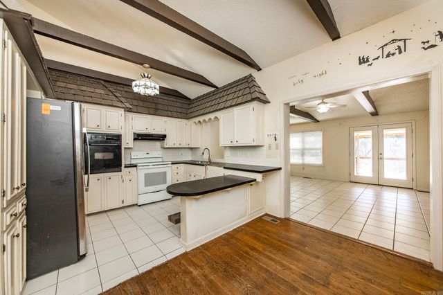 403 Shady Lane, Morrilton, AR 72110