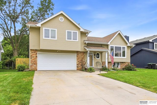 12673 Kansas Avenue, Omaha, NE 68164