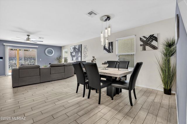 8535 W Pelican Place, Tucson, AZ 85757