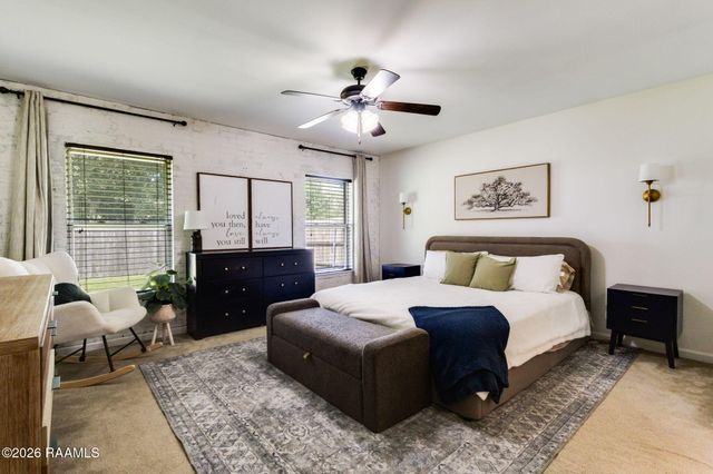 308 Rocky Ridge Street, Youngsville, LA 70592