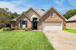 308 Rocky Ridge Street, Youngsville, LA 70592