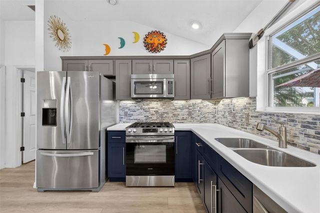 2403 ST GEORGE AVENUE, The Villages, FL 32162