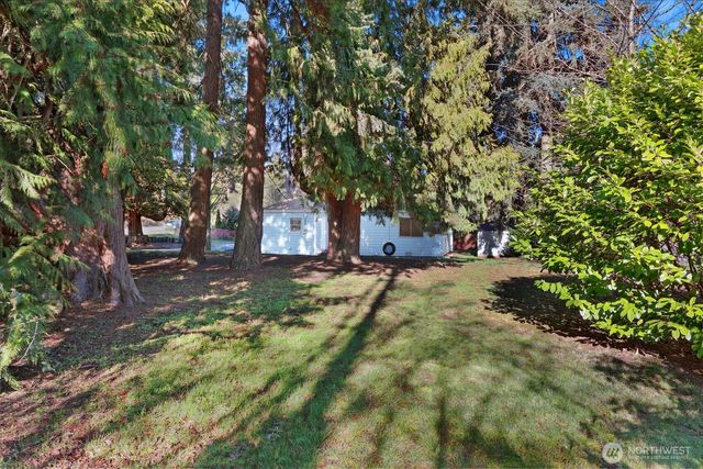 11142 8th Place S, Seattle, WA 98168