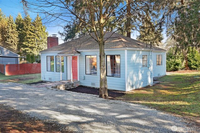 11142 8th Place S, Seattle, WA 98168