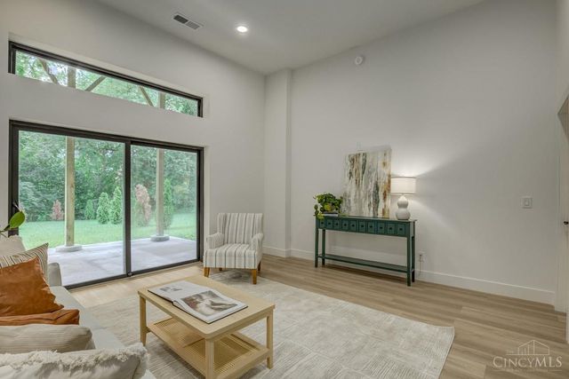 967 Windsor Street, Cincinnati, OH 45206