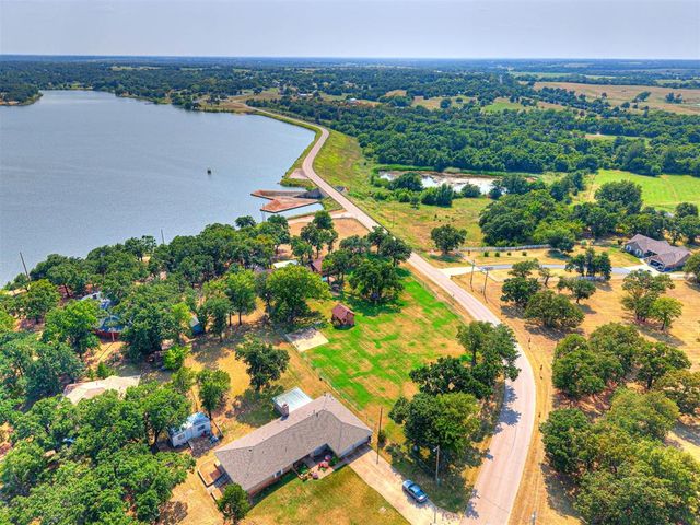 1016 N Shore Drive, Guthrie, OK 73044