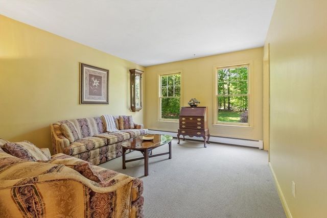 97 Sterling Street, Lancaster, MA 01523