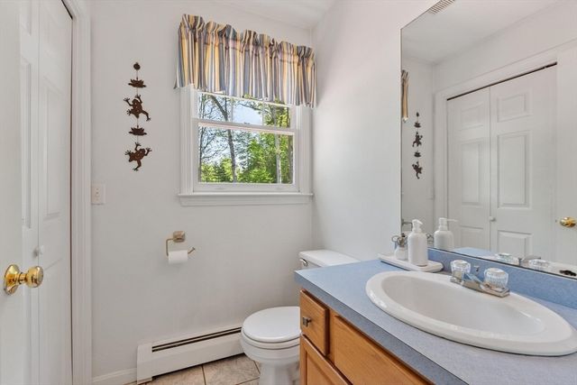 97 Sterling Street, Lancaster, MA 01523