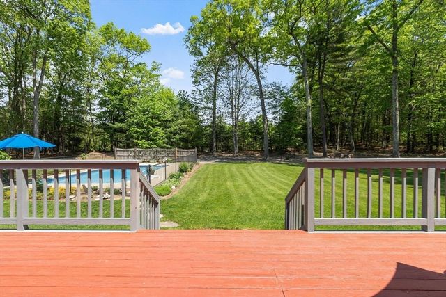 97 Sterling Street, Lancaster, MA 01523