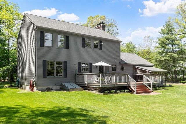 97 Sterling Street, Lancaster, MA 01523