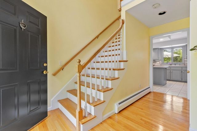 97 Sterling Street, Lancaster, MA 01523