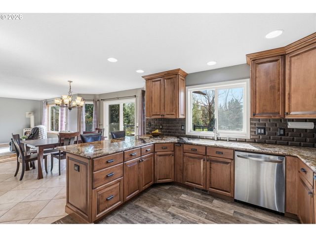 34602 Ne 49TH Pl, La Center, WA 98629