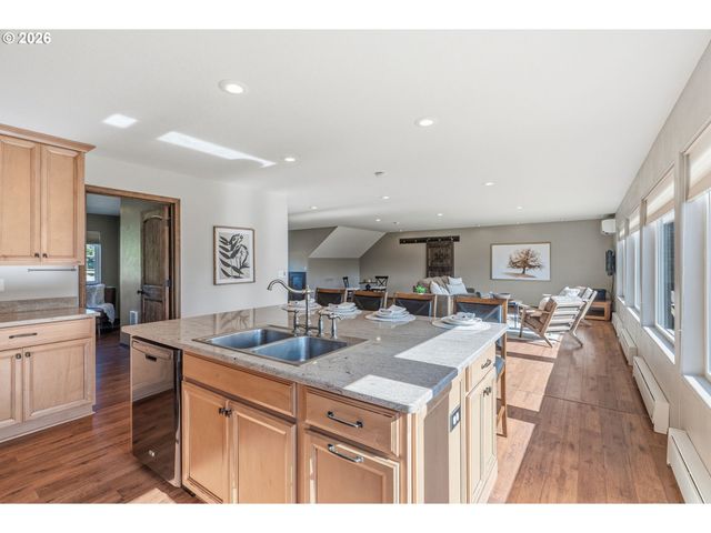 34602 Ne 49TH Pl, La Center, WA 98629