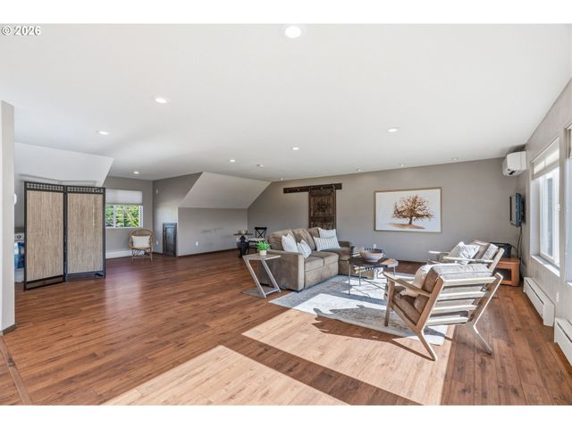 34602 Ne 49TH Pl, La Center, WA 98629