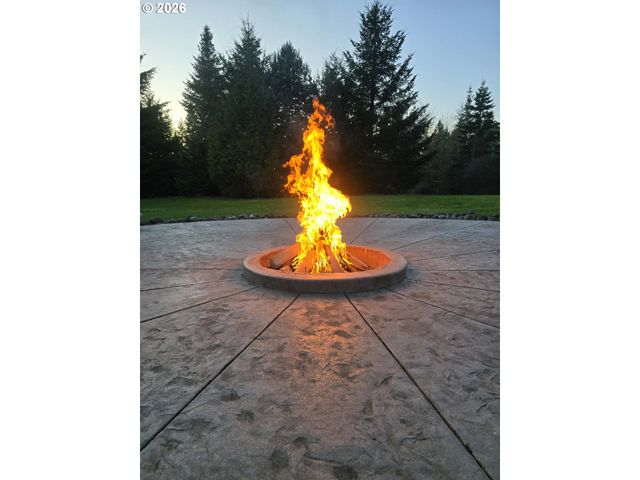 34602 Ne 49TH Pl, La Center, WA 98629