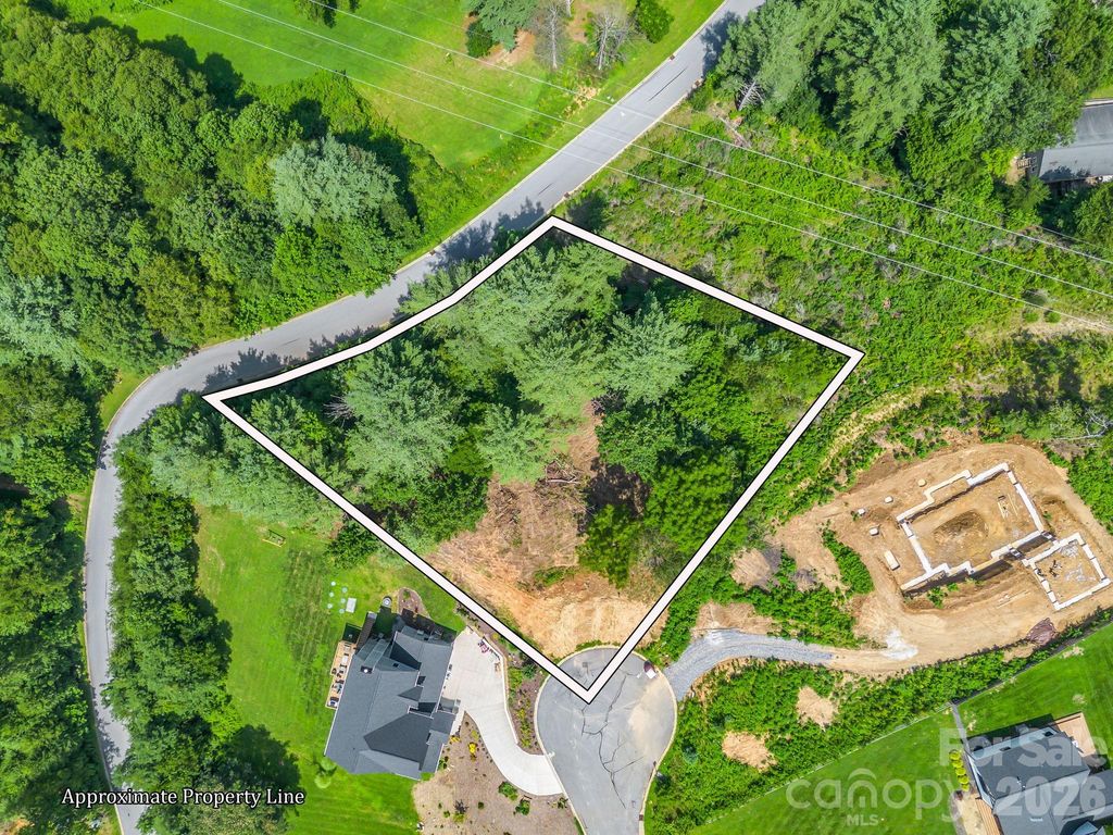 50 Erin Glen Court, Fairview, NC 28730