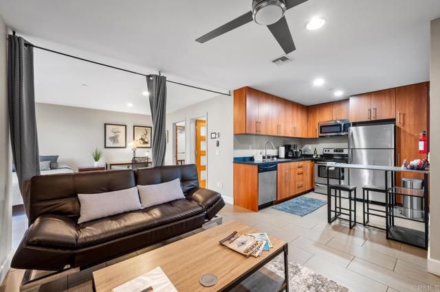 614 Ocean View Avenue, Encinitas, CA 92024