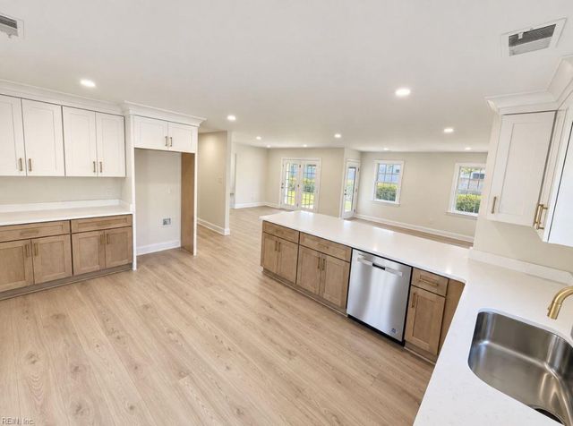 2217 Covered Bridge WAY, Virginia Beach, VA 23454