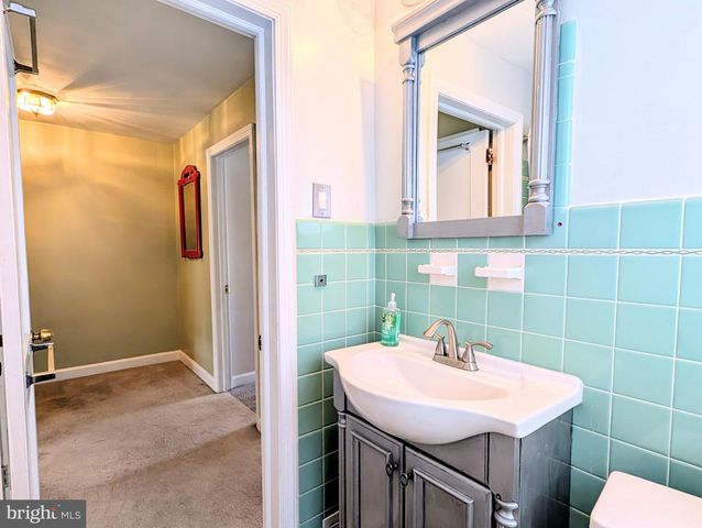 568 MICHELL ST, Ridley Park, PA 19078