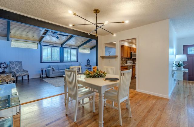 711 Lundy Way, Pacifica, CA 94044