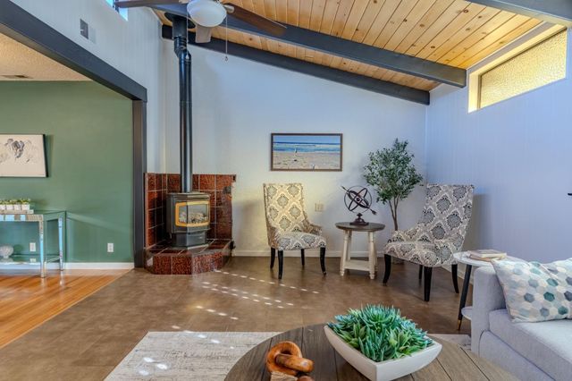 711 Lundy Way, Pacifica, CA 94044