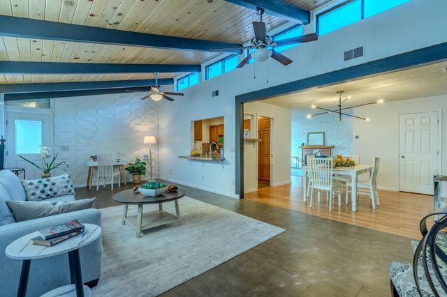 711 Lundy Way, Pacifica, CA 94044