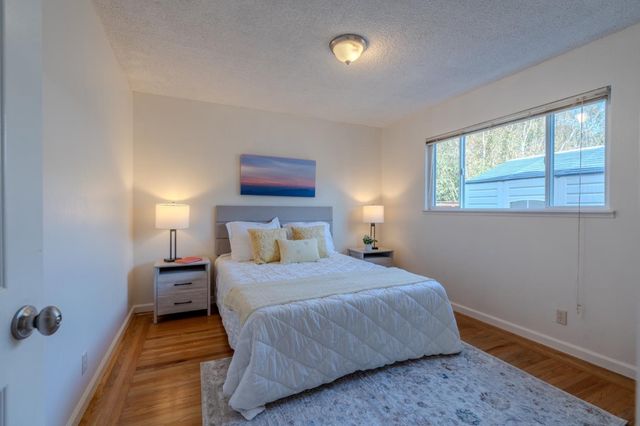 711 Lundy Way, Pacifica, CA 94044